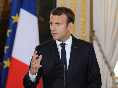 Macron: "Abbiamo le prove dell'attacco chimico a Douma"