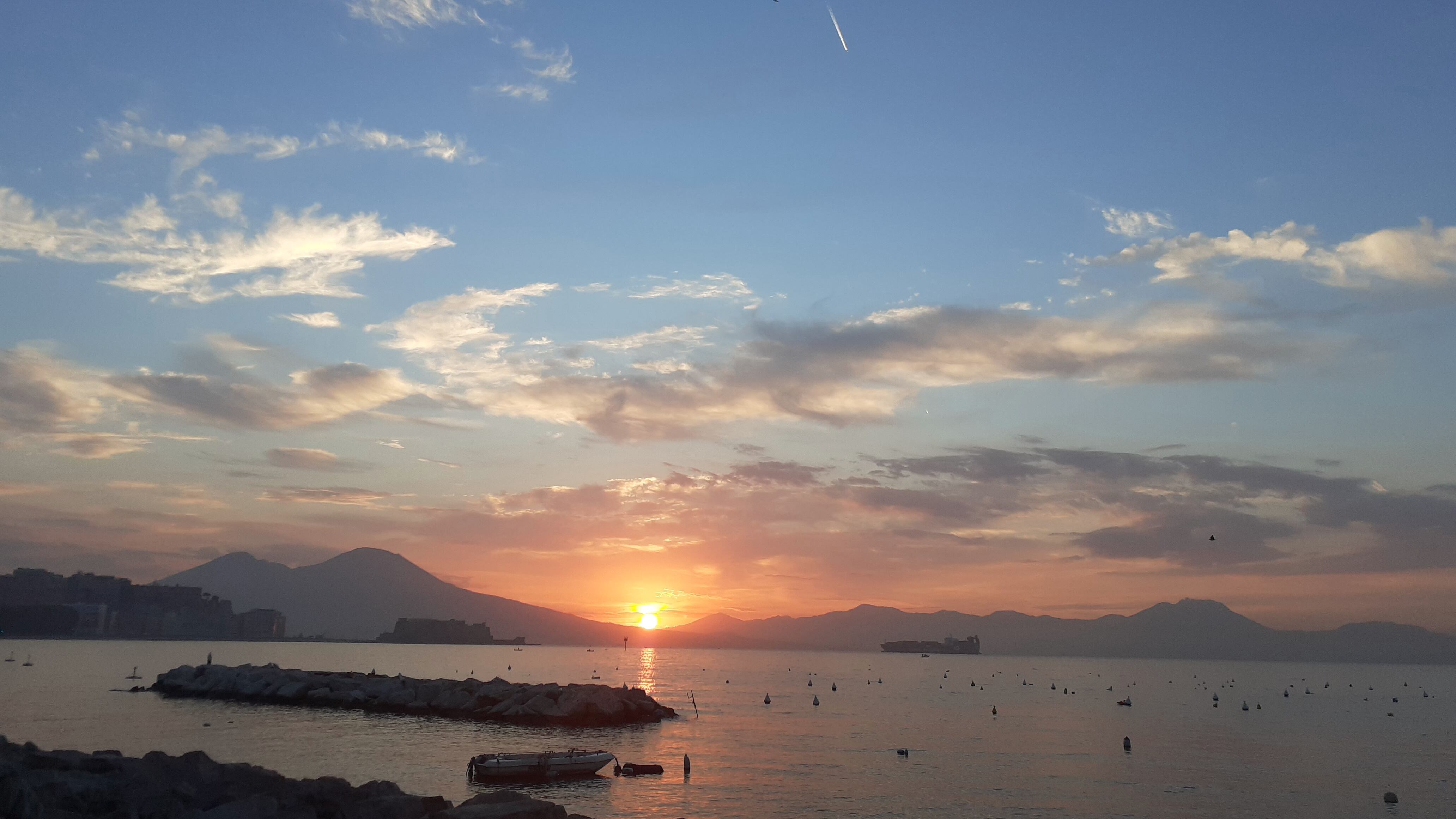 Turismo, film e serie tv lanciano Napoli e la Campania