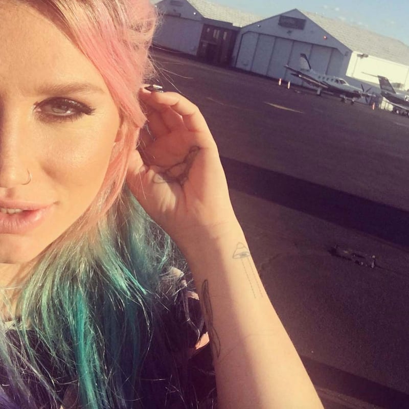 Kesha su Instagram, foto 13