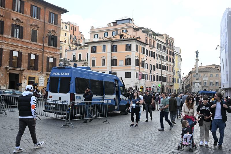 Polizia Roma Ansa