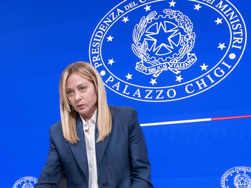 Meloni blinda il ministro e punta il dito sulla Procura