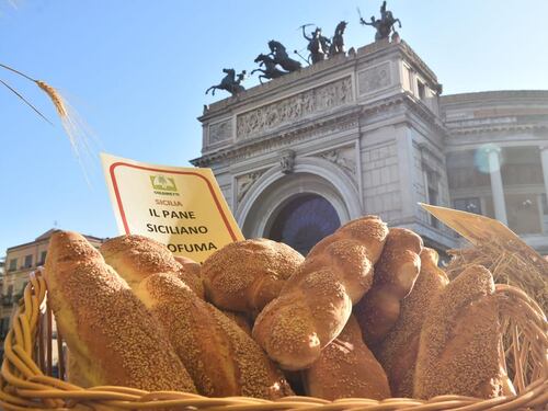 Nella battaglia del grano lo straniero passa eccome