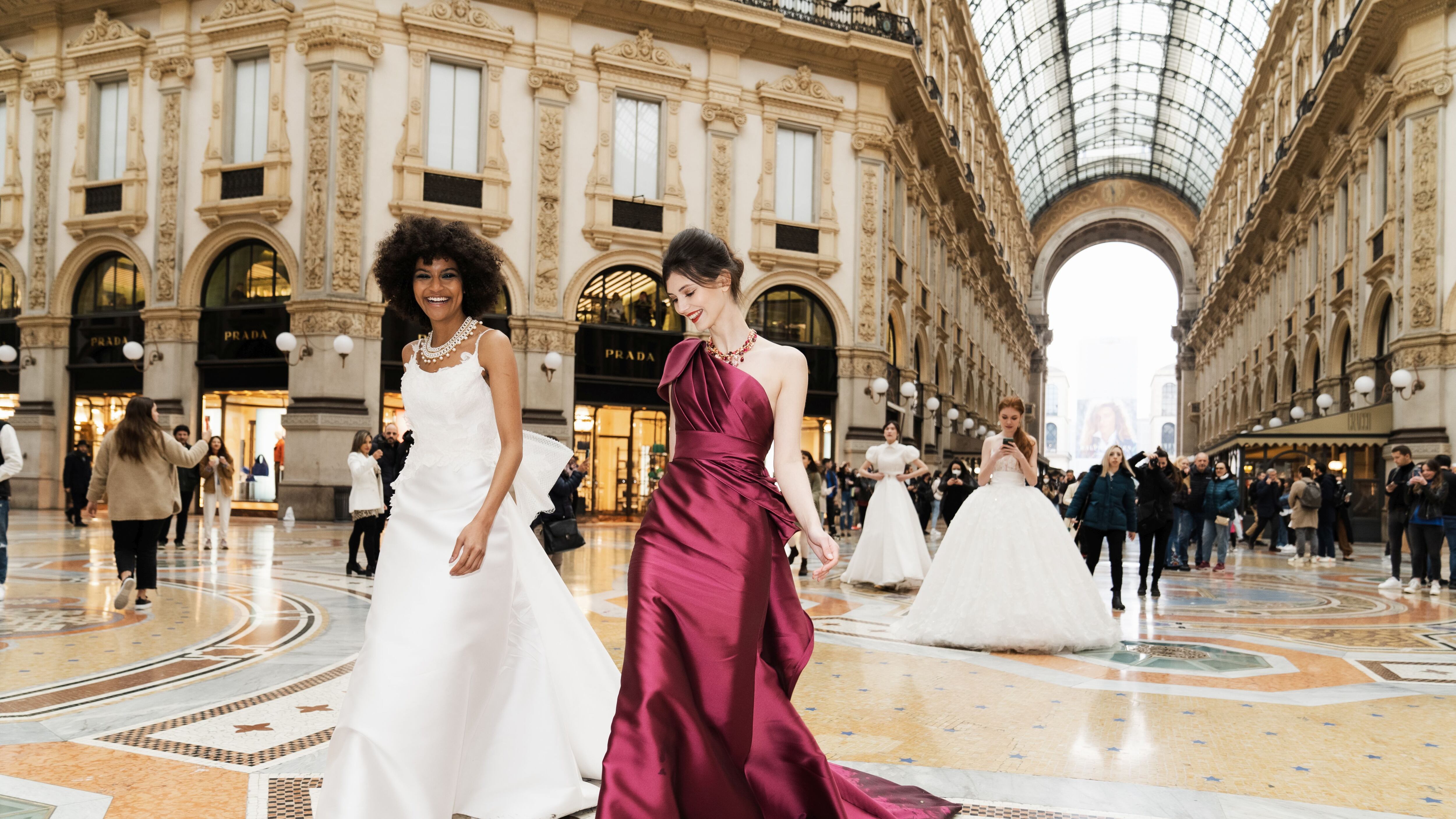 Sì SposaItalia "sfila" nel quadrilatero della moda e in fiera