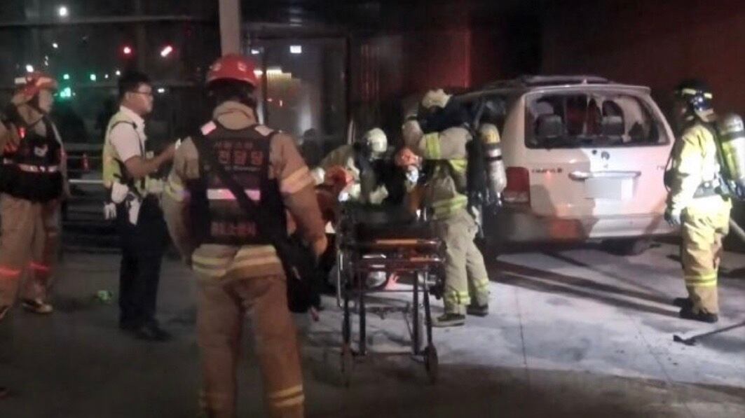 Corea del Sud, attentato contro ambasciata giapponese: strage sfiorata