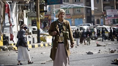 Scontri a Taiz tra manifestanti e ribelli 2
