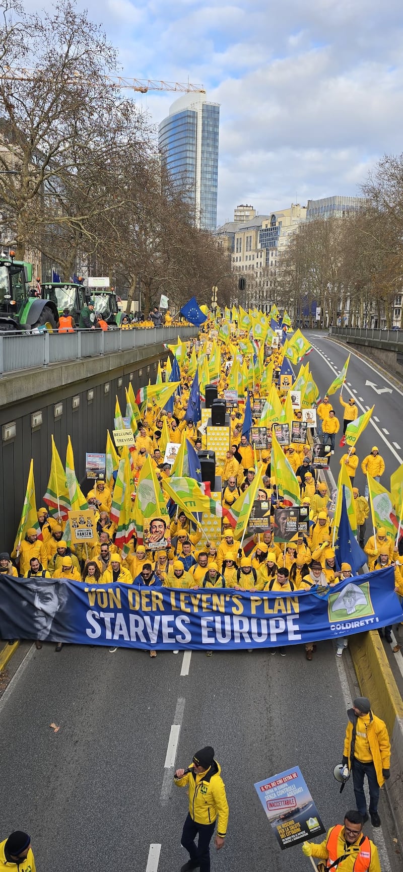 Coldiretti in piazza a Bruxelles contro i tagli alla Pac: "Così si mette a rischio il cibo europeo" 3