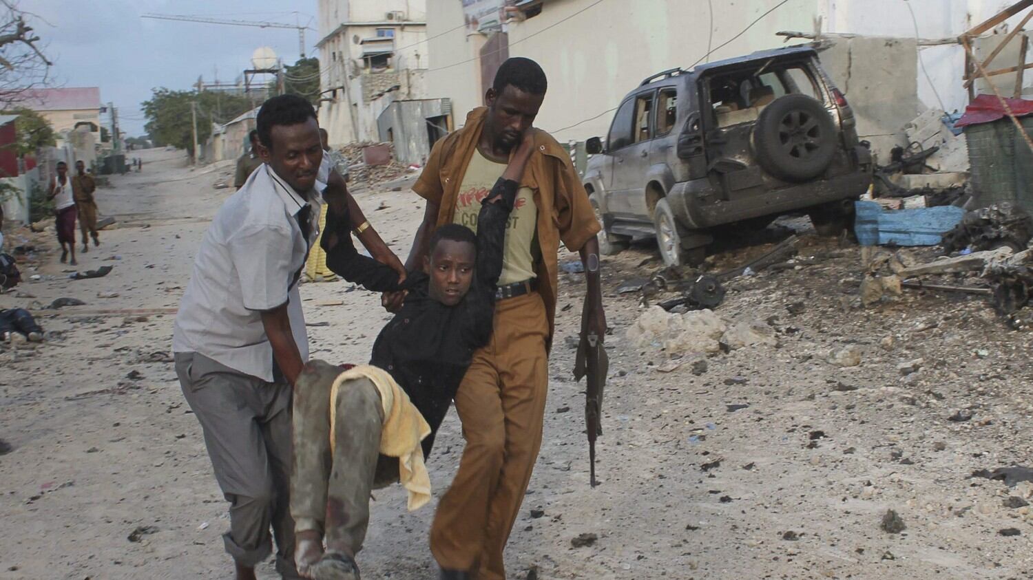 L'esercito del Kenya traffica con Al Shabab