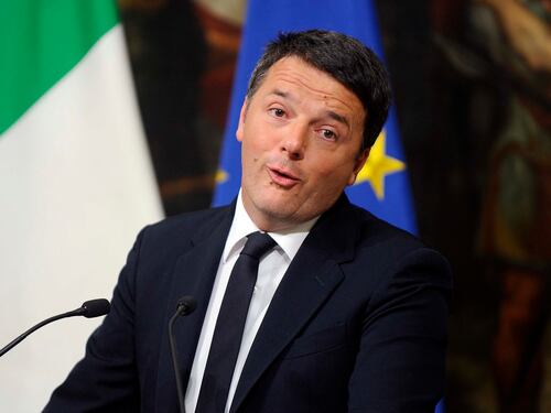 Renzi: "Scissione? Ideata da D'Alema"
