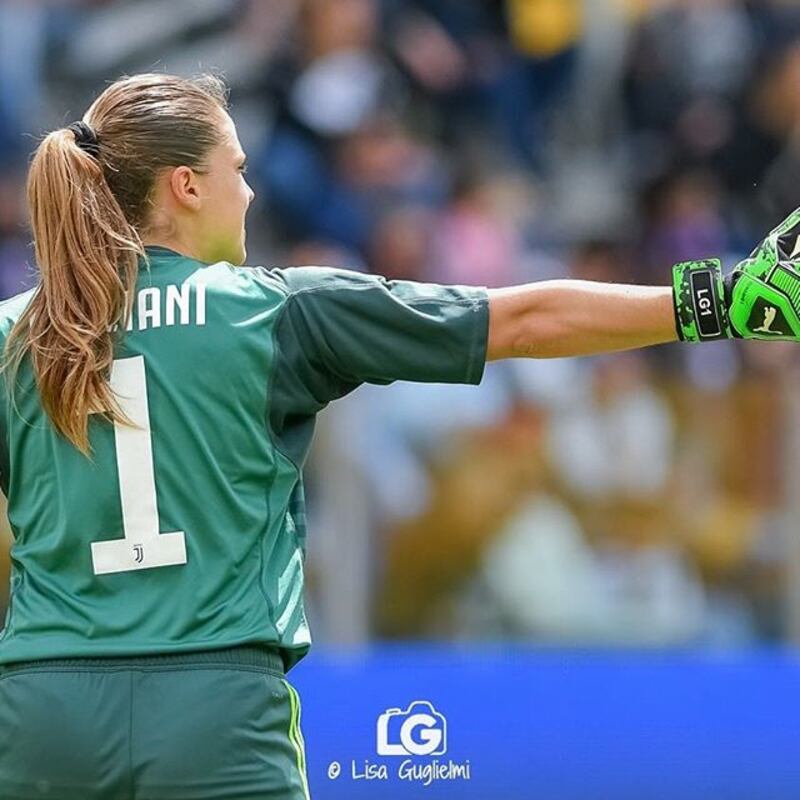 Laura Giuliani spopola sui social: gli scatti del portiere della Juventus femminile 3