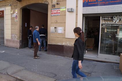 Viale Bligny, muri imbiancati contro lo spaccio 4