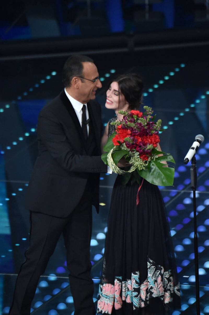 Bianca Atzei si commuove sul palco di Sanremo 6