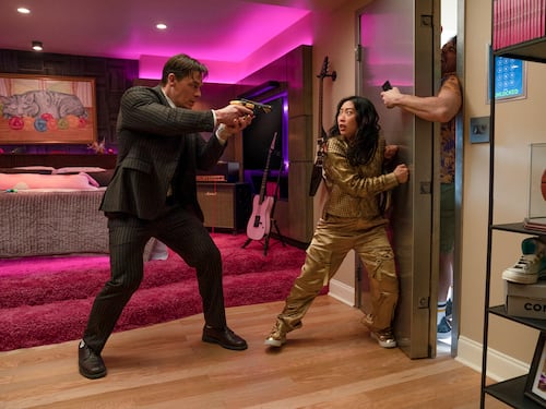 Jackpot!, un'umanità assetata di sangue nella nuova commedia di Prime Video