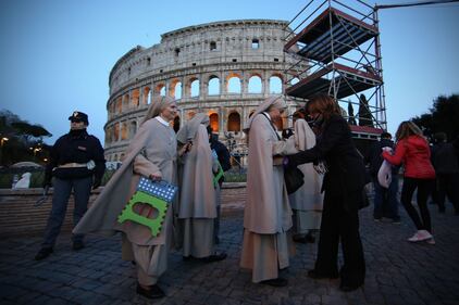 Roma blindata per la Via Crucis 3