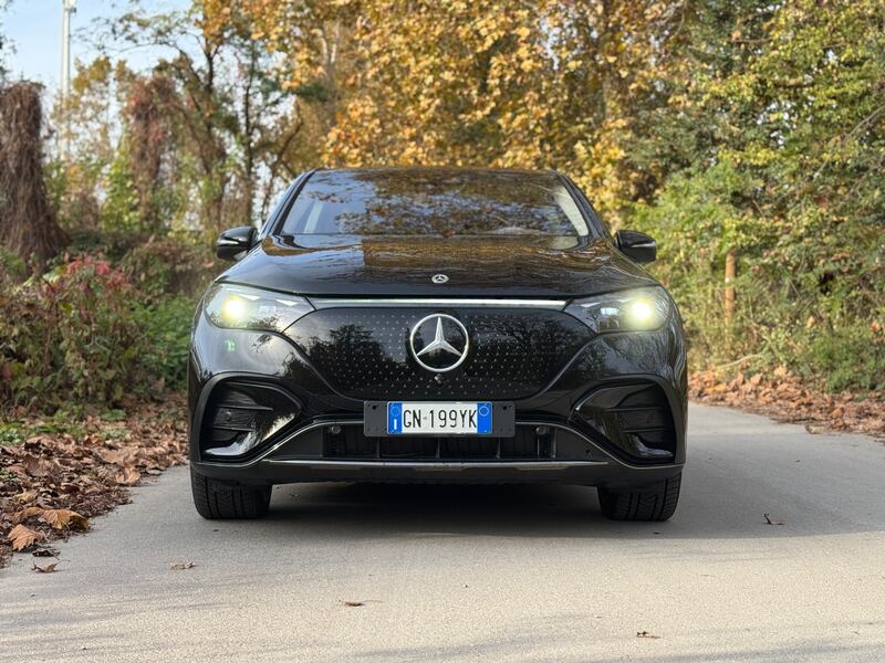 Mercedes EQE SUV: la gallery del SUV elettrico "hyper" lusso 14