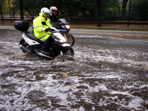 Maltempo, rischio piena e black out dei semafori