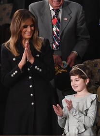 Melania Trump: al fianco del marito dopo 39 giorni di silenzio  12