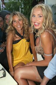 Jo Squillo: da Skizzo Skizzo a Siamo donne, da Sanremo alla moda 6
