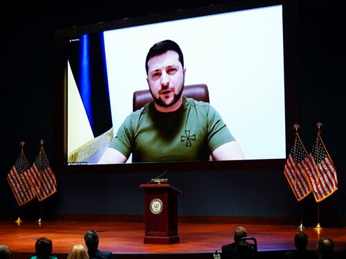 Nemici ovunque. Israele non sta alla finestra