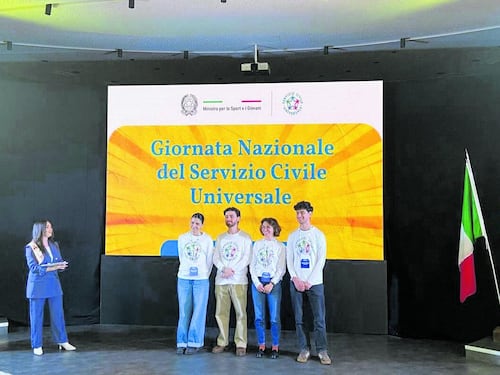 Rozzano rilancia il Servizio civile volontario. Meloni: "Investito un miliardo e mezzo"