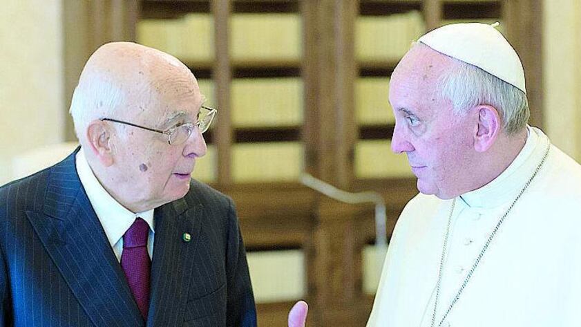 La prima volta di Papa Francesco ospite di Napolitano al Quirinale
