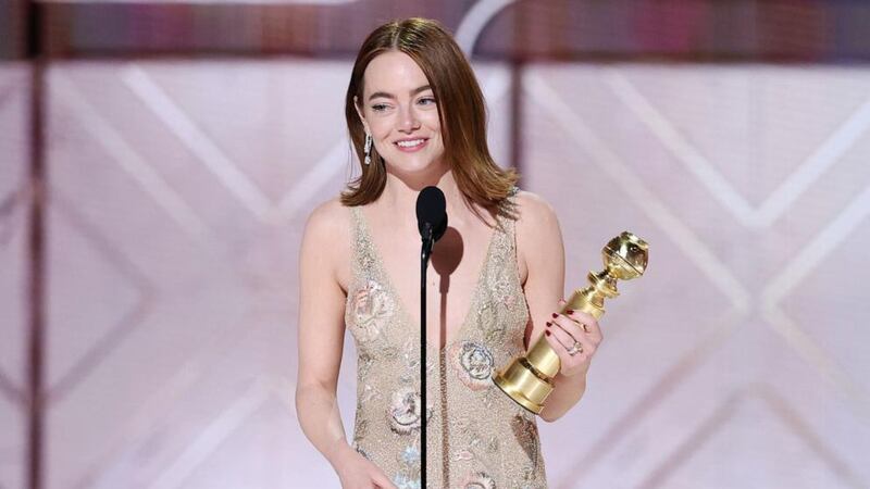 Emma Stone vince un Golden Globe per Povere creature!