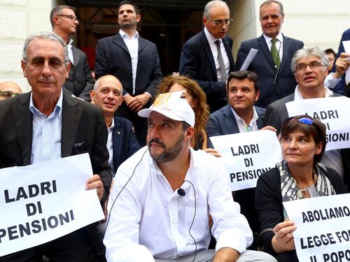 Esodati, Salvini guida l'occupazione del Mef