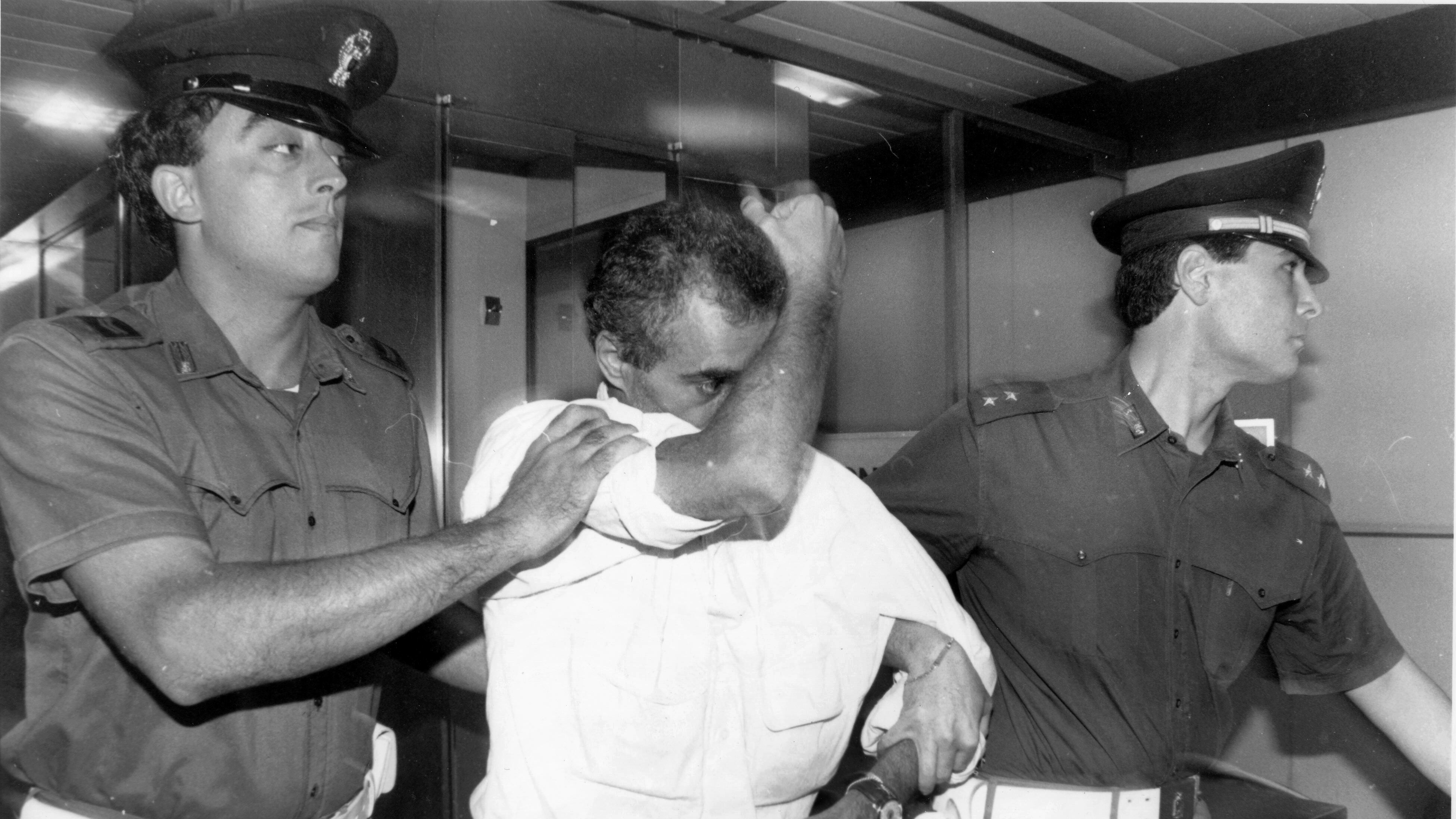 Un omicidio dimenticato nella notte delle bombe