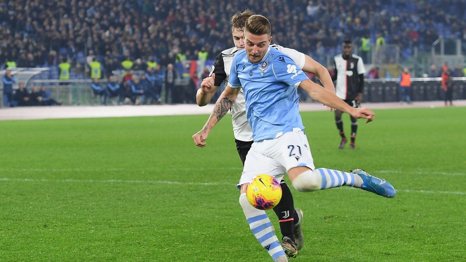 Ladri rapinano la villa di Milinkovic Savic: colpo da 100mila euro