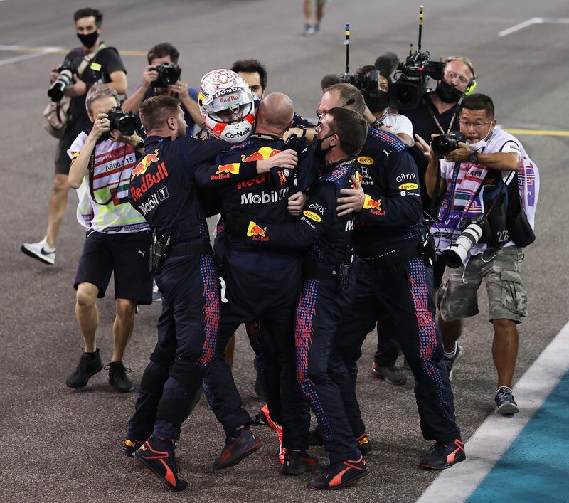 Tripudio di gioia per Verstappen 4