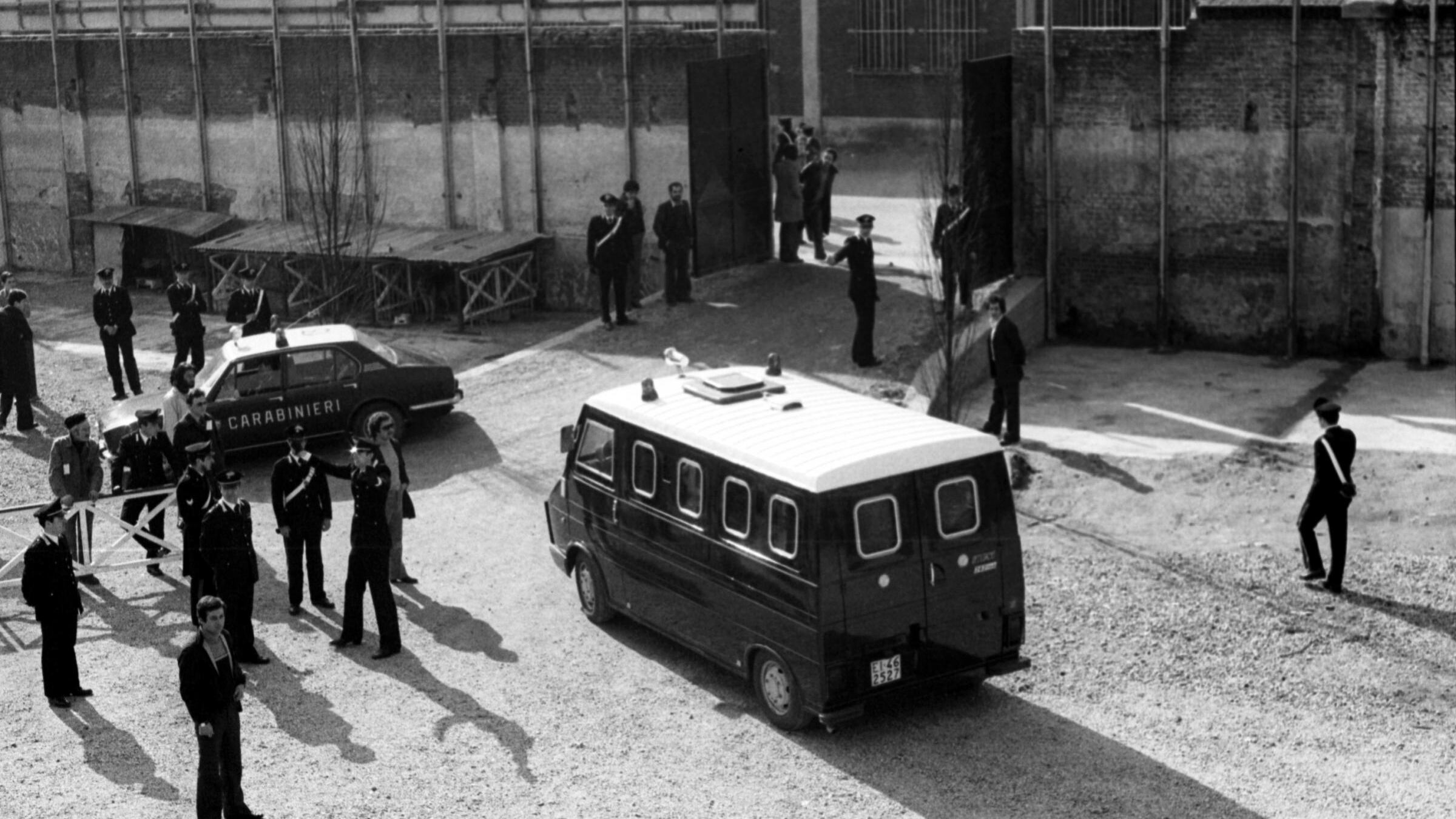 "I Br catturati dai miei e protetti dalla gauche. Ora un senso di giustizia dopo 20 missioni fallite"