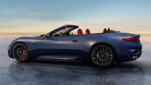 Maserati GranCabrio 2024, guarda tutte le foto 1