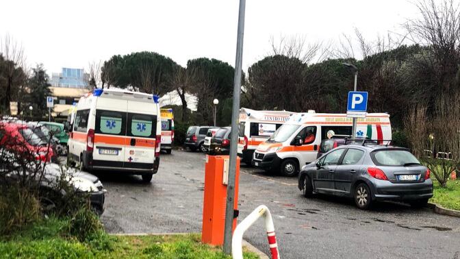 Coronavirus, l'Ares affitta otto ambulanze per trasportare i contagiati