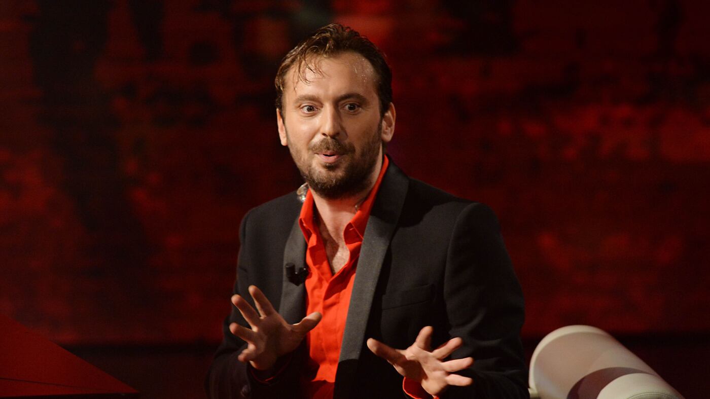 La confessione di Cremonini: "Manipolato dal mio ex manager"