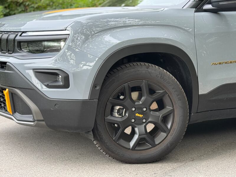 Jeep Avenger 4xe: la gallery del nuovo B-SUV ibrido e integrale 5