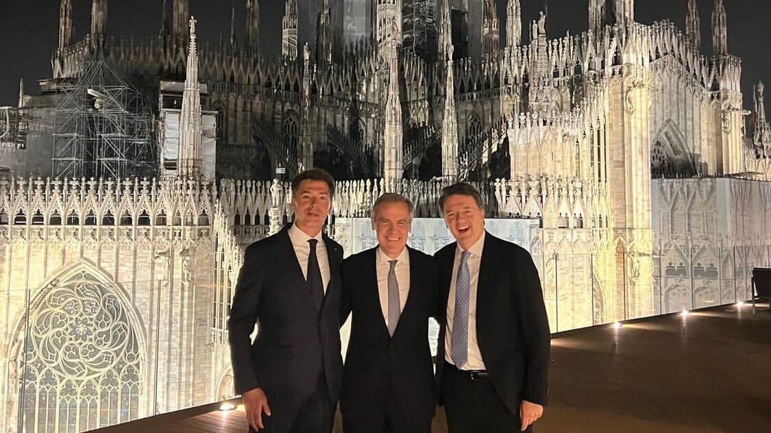 Renzi: "Imparare da esperienze internazionali"