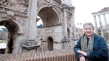 In 456 domande e risposte i segreti di Roma e dei papi