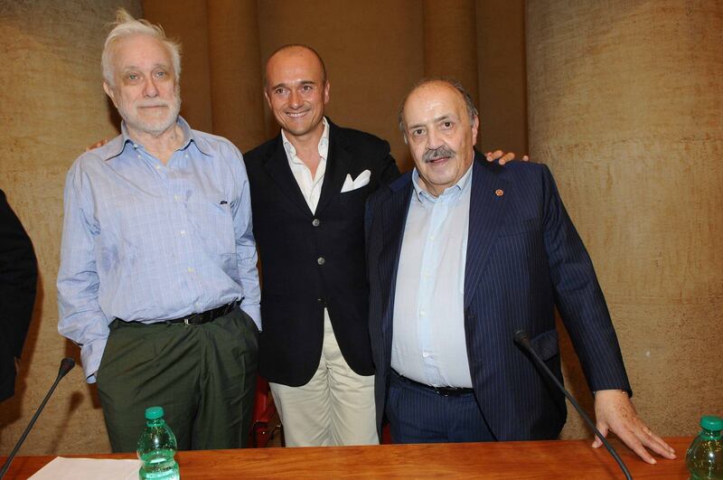 Addio a Luciano De Crescenzo, a 91 anni si spegne il celebre rappresentante della cultura italiana 7
