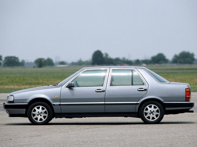 Lancia Thema, guarda la gallery 11