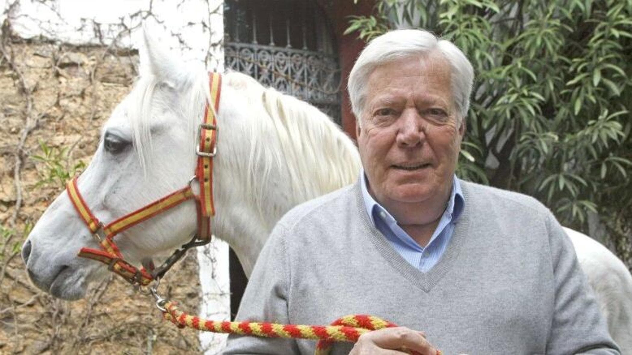 "Erede Hermès irretito dal domestico"