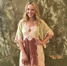 Kylie Minogue sexy per un calendario 10