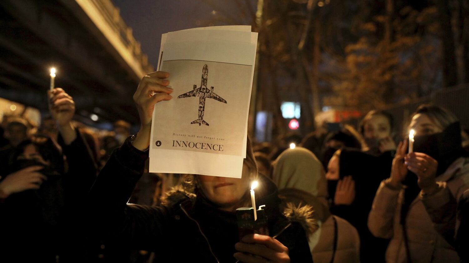 Presentatrice tv iraniana si dimette: "Sull'aereo abbattuto ho mentito"