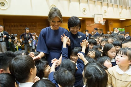  Melania Trump, Natale ironico sui social 24
