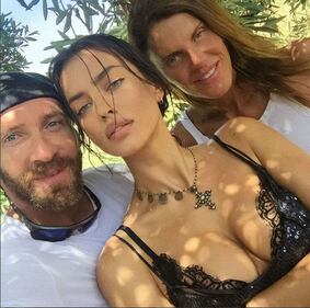 Irina Shayk sexy in Puglia 3