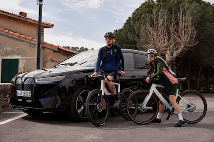 BMW e MINI, svelate le nuove collezioni Lifestyle 2024, guarda tutte le foto 1