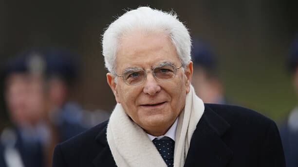 Mattarella contro ordinanza comune: no multe per chi chiede elemosina