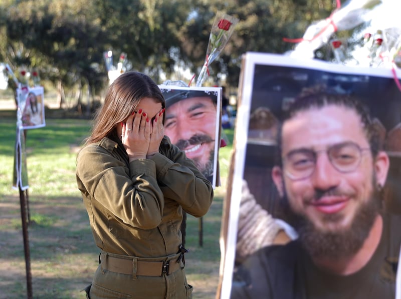 I volti delle vittime del 7 ottobre. Ecco il memoriale in loro memoria 10