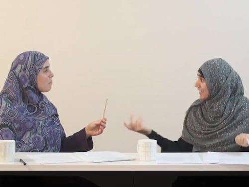 "Le botte? Una benedizione". Le islamiche spiegano come va pestata una moglie