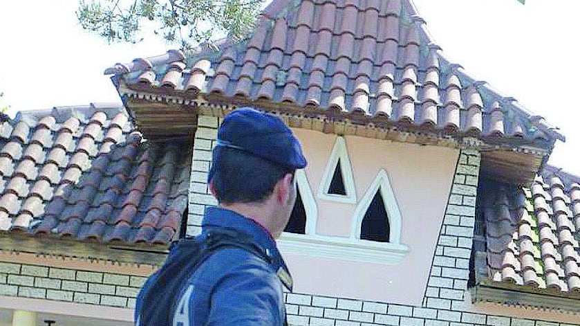 «Io, imprenditore prigioniero dei campi nomadi»