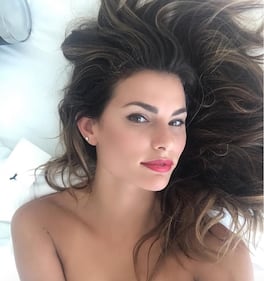 Dayane Mello, nudo totale a Milano 14