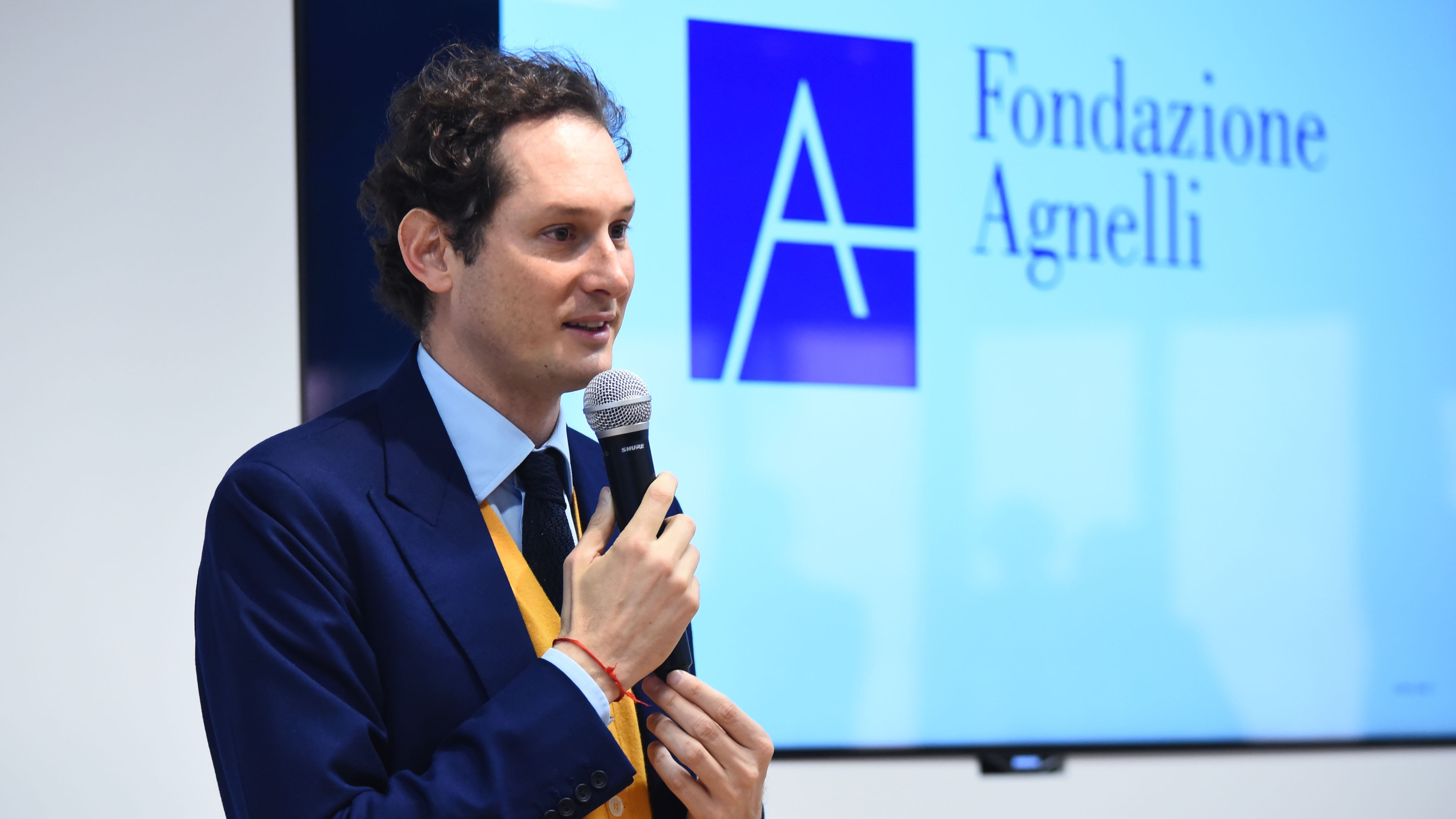 Povera Italia che ha dato tutto a questi Agnelli